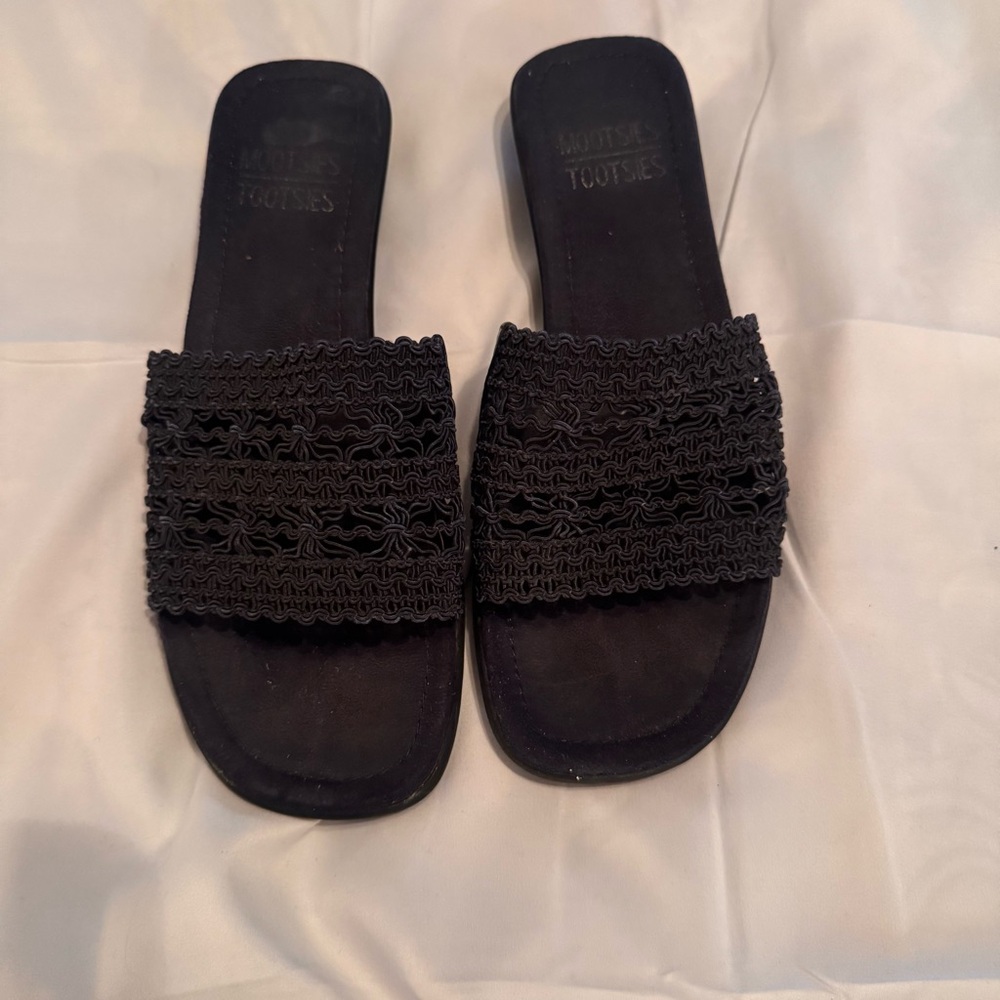 Mootsies Tootsies Navy Slide Sandals Low Heel Square Toe Size 8